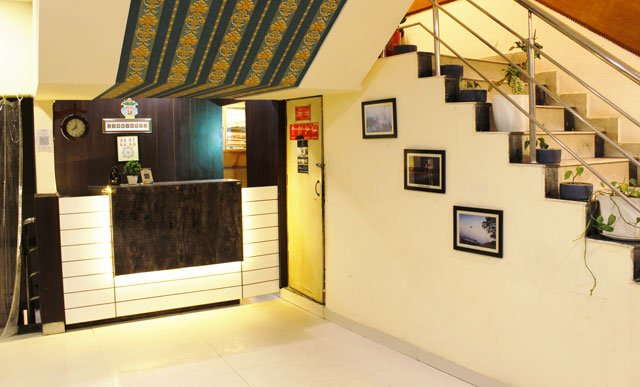 hotel-maharana-palace